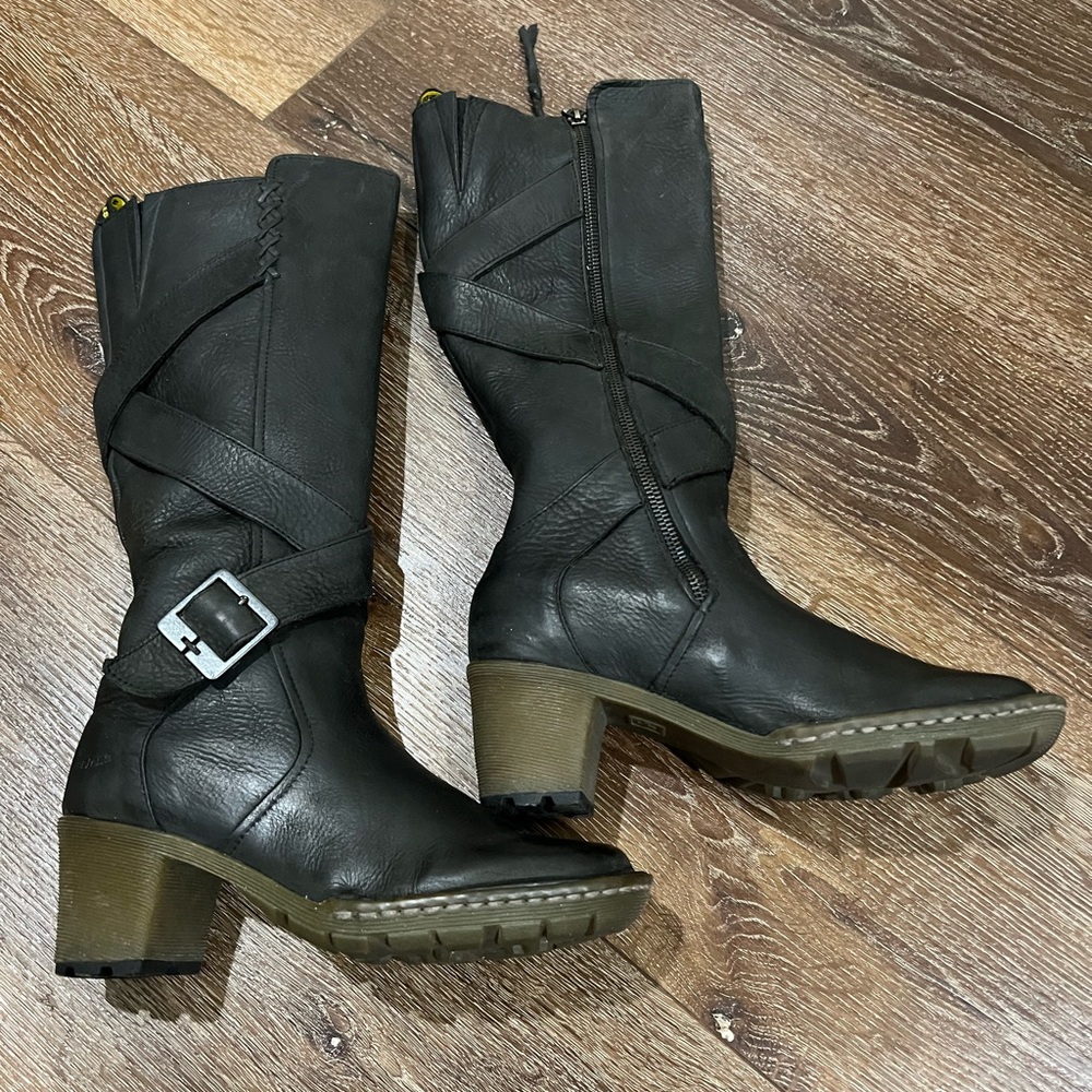 Dr martens heel boots Women's Black Leather size 6 - Picture 1 of 12
